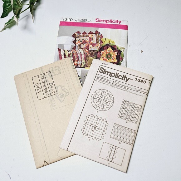 Simplicity Pattern #1340 Decorative Patchwork Pillows Square Rectangle Uncut - Picture 6 of 7